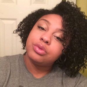 Meet your Posher, Joan